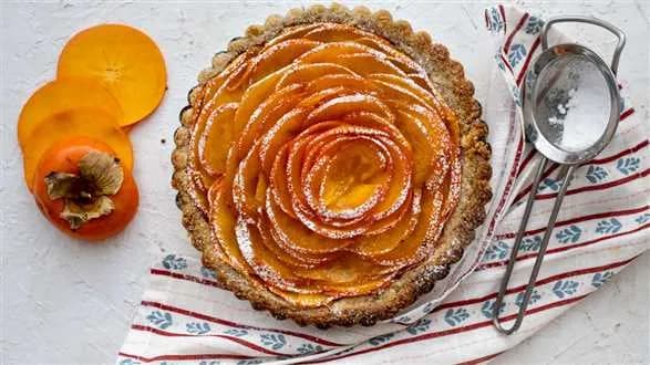 Tarta z owocami kaki