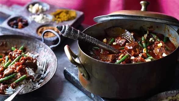 Curry z jagnięciny z fasolką