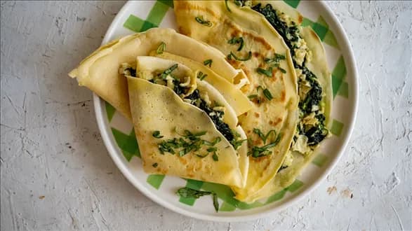 Naleśniki ze szpinakiem i serem