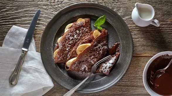 Czekoladowe naleśniki z bananami