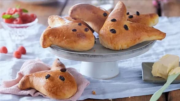 Drożdżowe zajączki na Wielkanoc