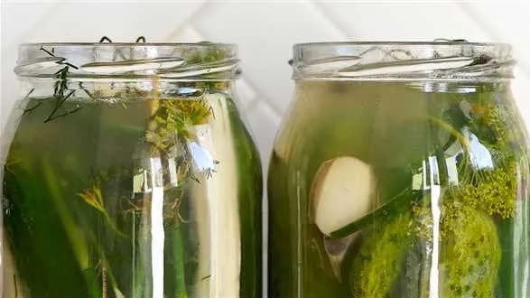 Domowe ogórki małosolne