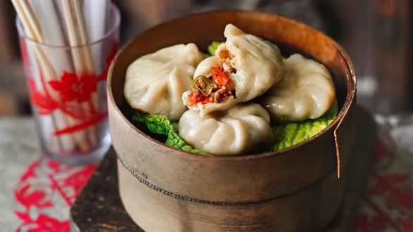 Dim sum z farszem z mięsa mielonego