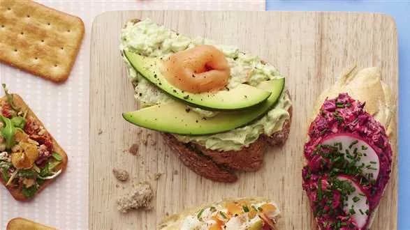 Kolorowe pasty kanapkowe