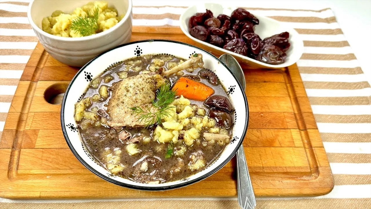 Jakie przyprawy do czerniny? Odkryj sekrety smaku tej zupy