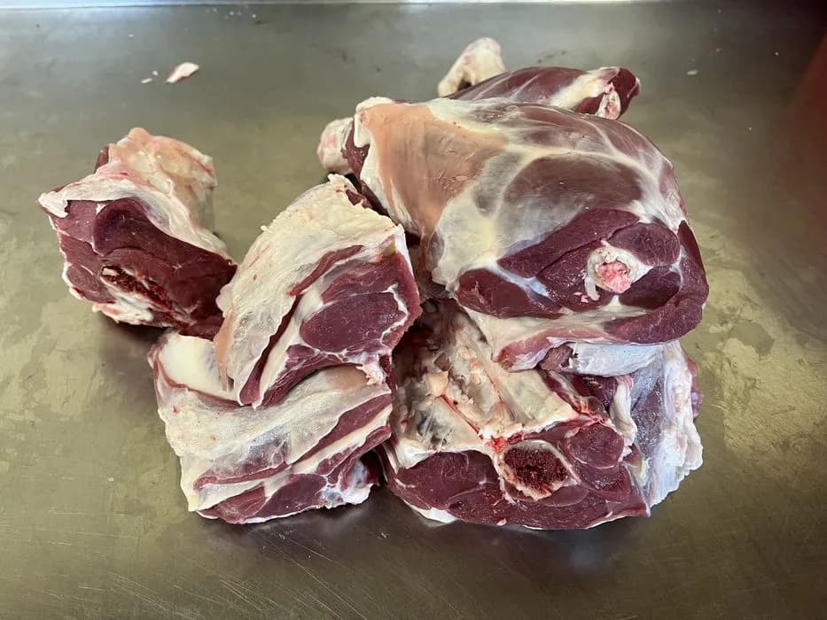 Gdzie kupić baraninę w Zakopanem? Najlepsze miejsca i oferty