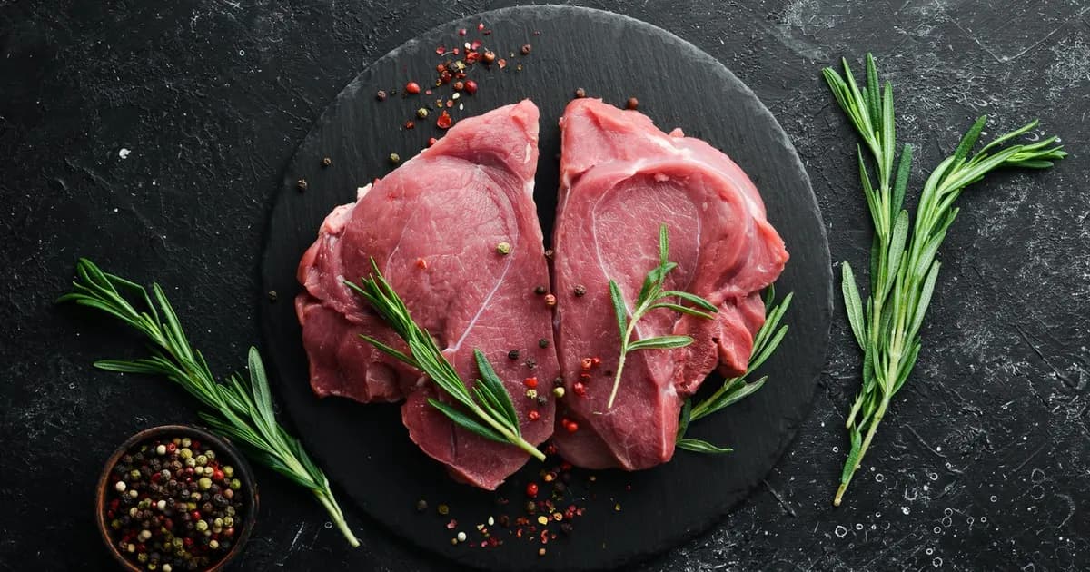 Cielęcina co to za mięso? Odkryj jej smak i właściwości