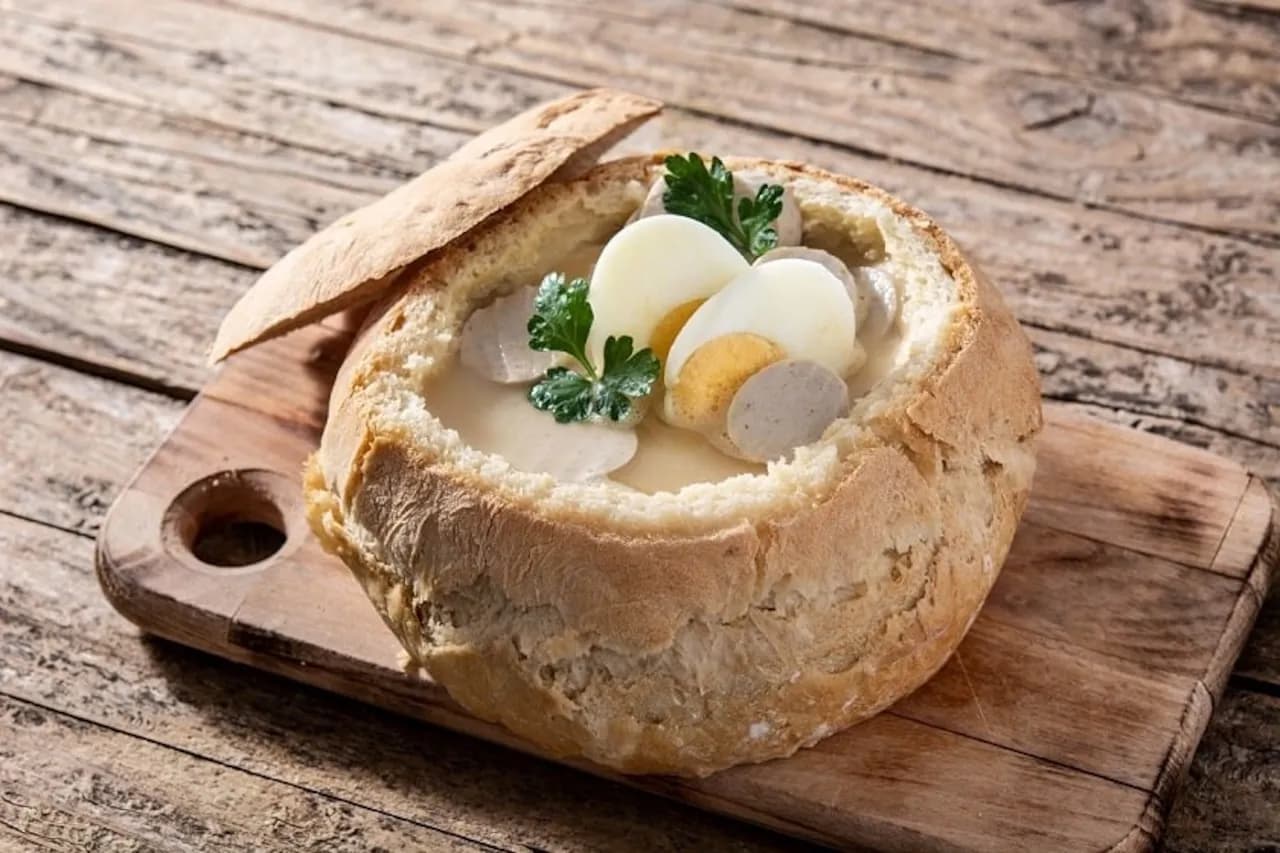 Jakie przyprawy do żurku, aby uzyskać idealny smak tej zupy?