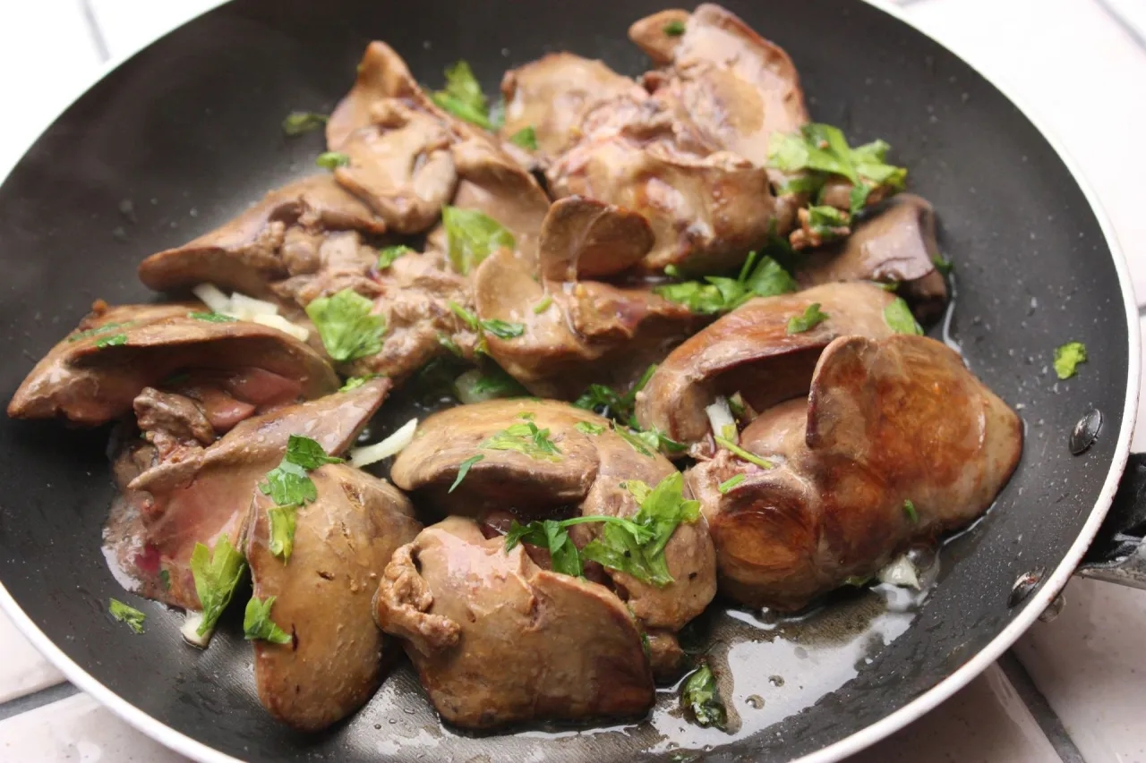 Wątróbka drobiowa ile białka? Odkryj zaskakujące wartości odżywcze