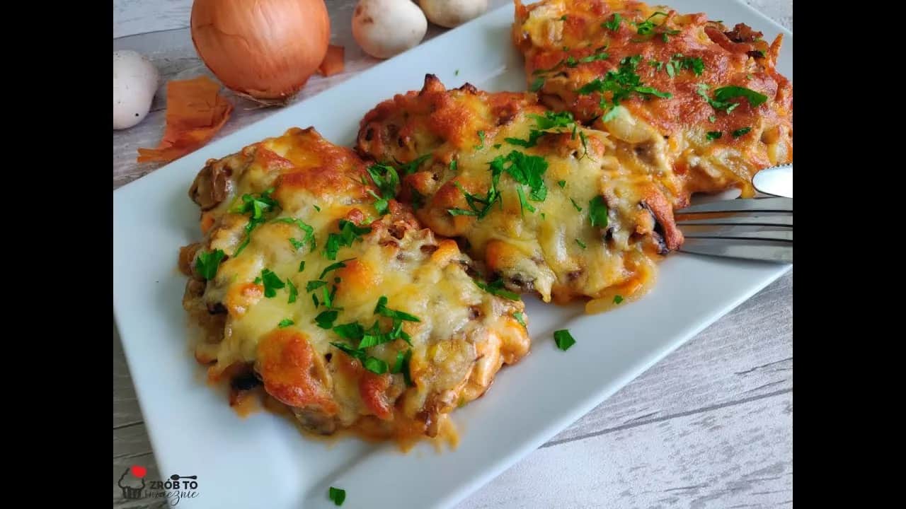 Jak zrobić schab z pieczarkami - prosty przepis na pyszne danie