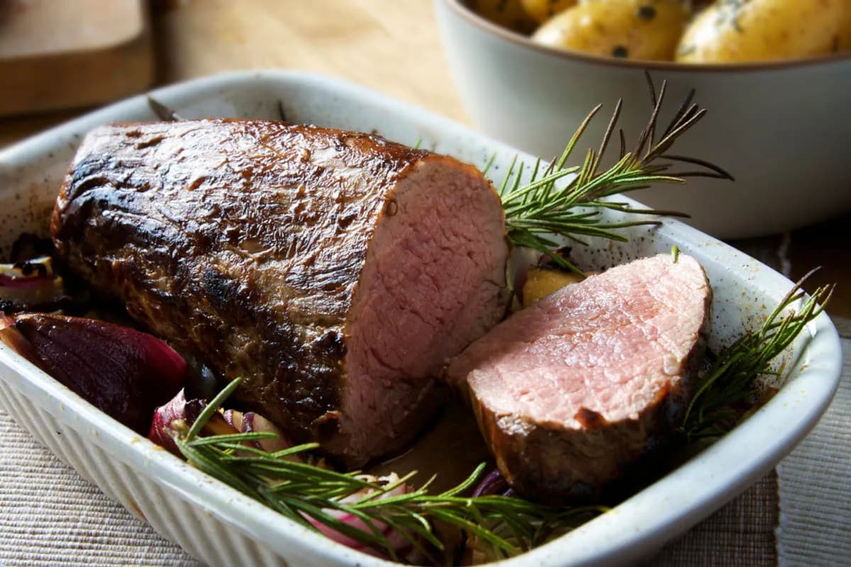 Idealna temperatura pieczenia cielęciny, aby uniknąć suchego mięsa