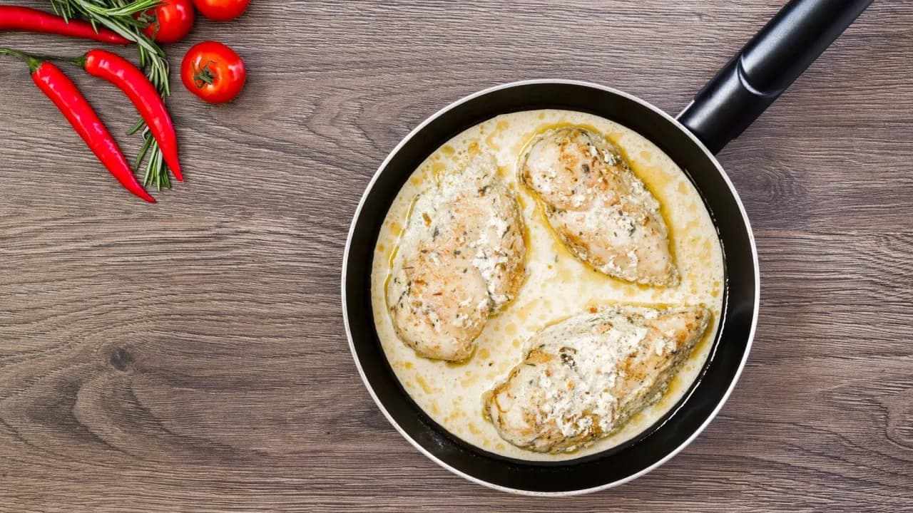 Najlepsze sosy do fileta z kurczaka, które zachwycą Twoje podniebienie