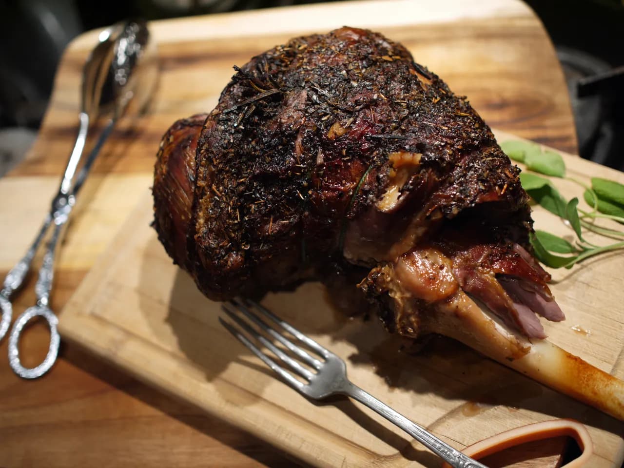 Jakie przyprawy do jagnięciny podkreślą jej smak i aromat?