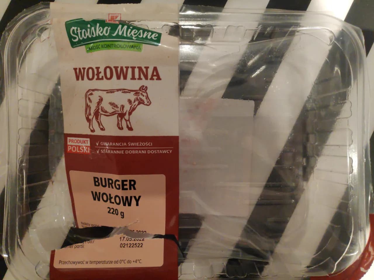 Ile kalorii ma burger z wołowiny? Zaskakujące wartości kaloryczne!
